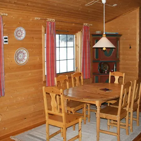 6 Person Holiday Home In Seral بيت للعطل Hamkoll
